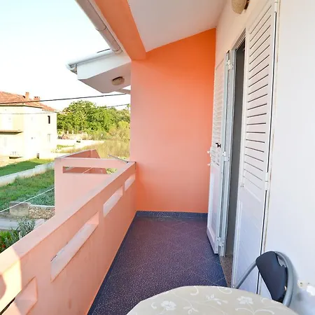 Apartments Lonic Kukljica Exterior photo