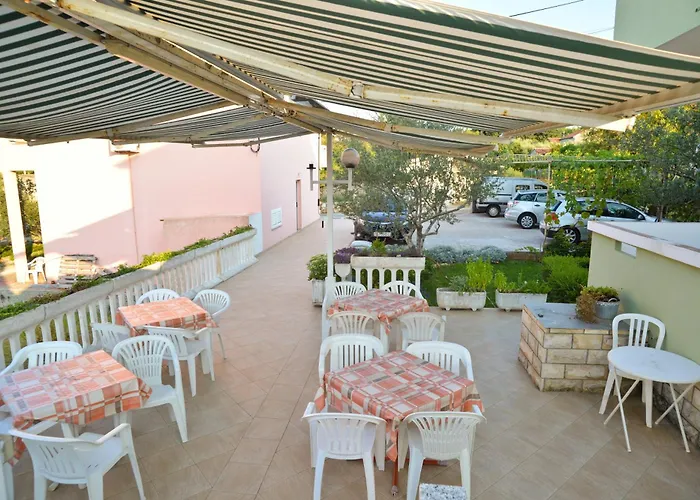 Apartments Lonic