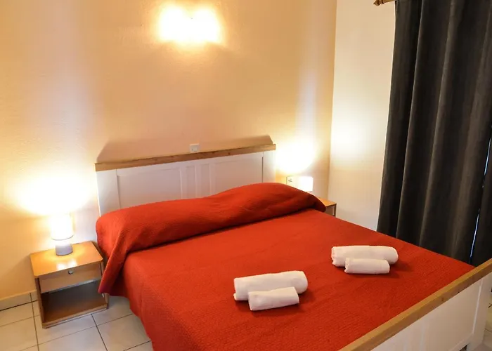 Apartments Lonic