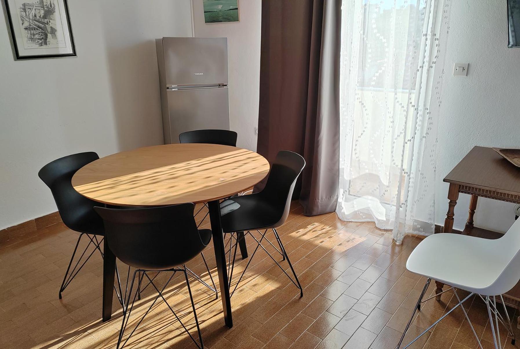 Apartment Lonic *
