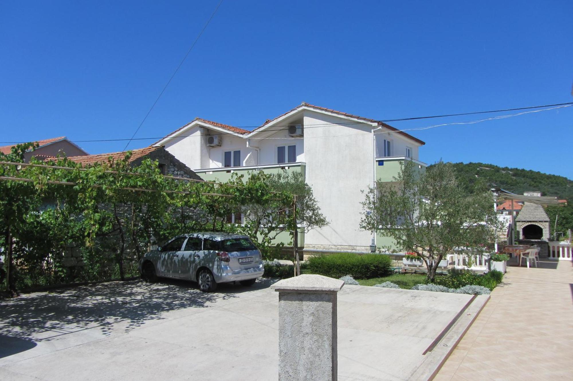 Apartment Lonic Kukljica